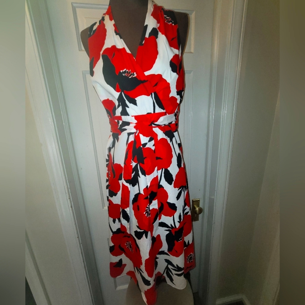 London Times size 12  White Red and Black floral dress